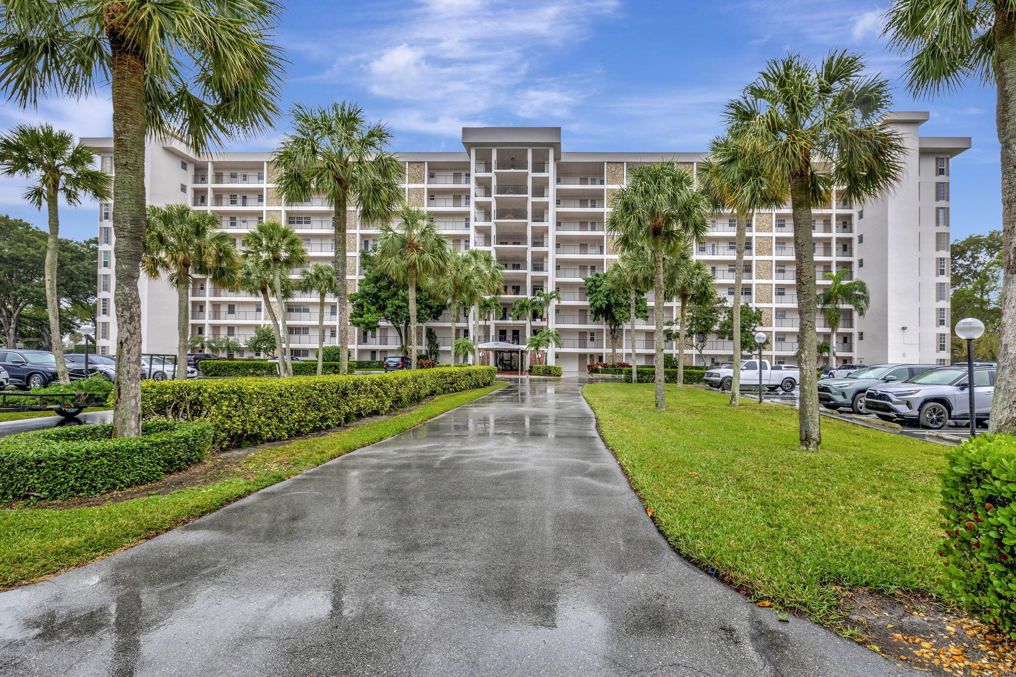 NO 8 PALM-AIRE COUNTRY CLUB - Residential Lease