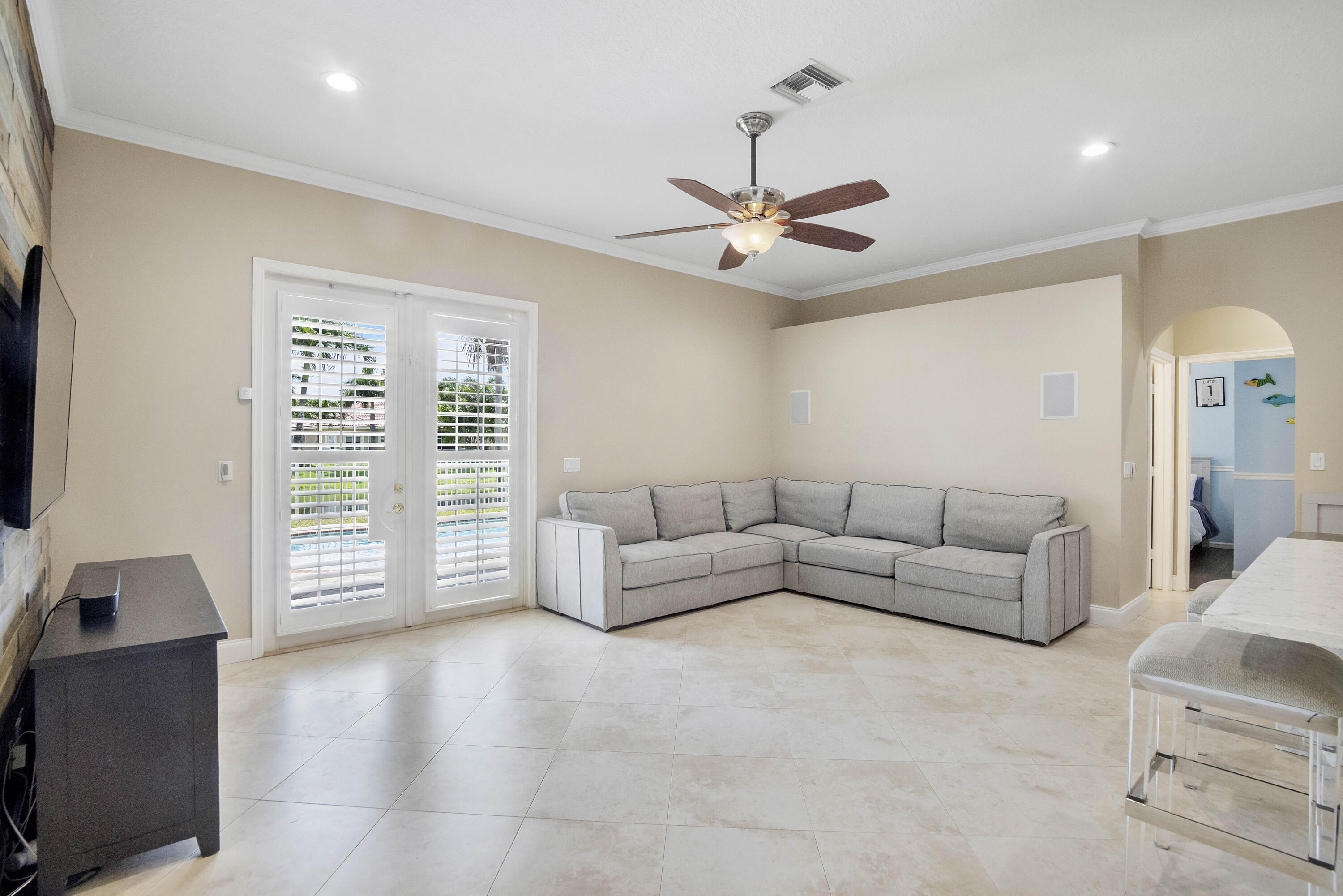 WYNDHAM CIRCLE - Residential