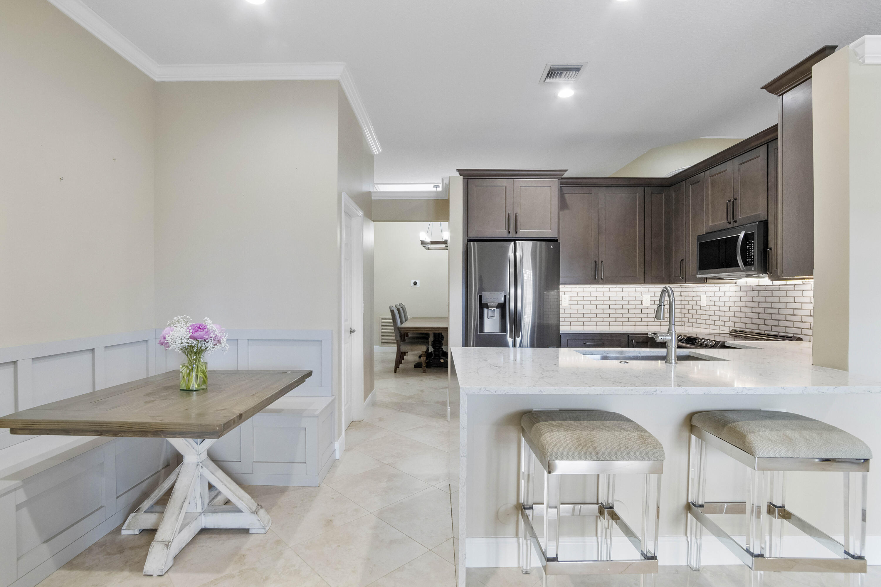 WYNDHAM CIRCLE - Residential