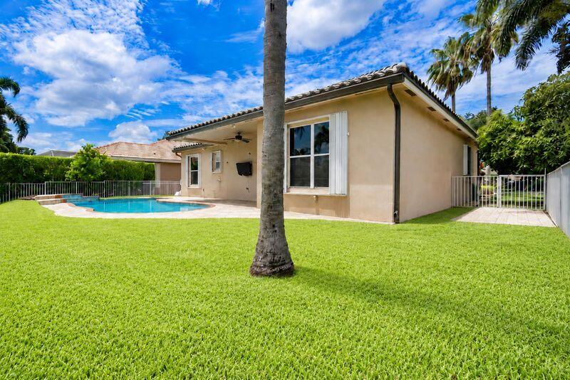 WYNDHAM CIRCLE - Residential