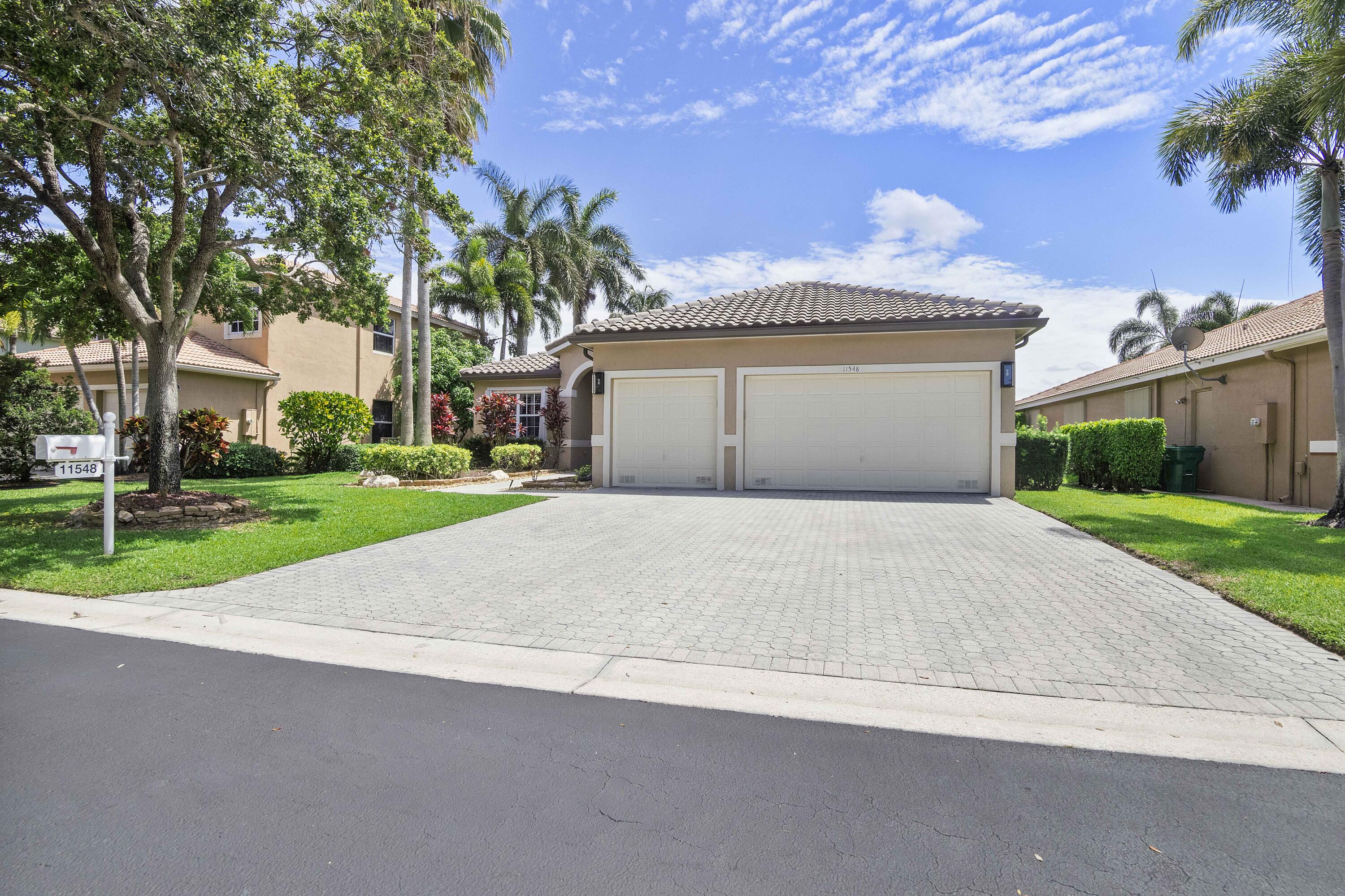 WYNDHAM CIRCLE - Residential