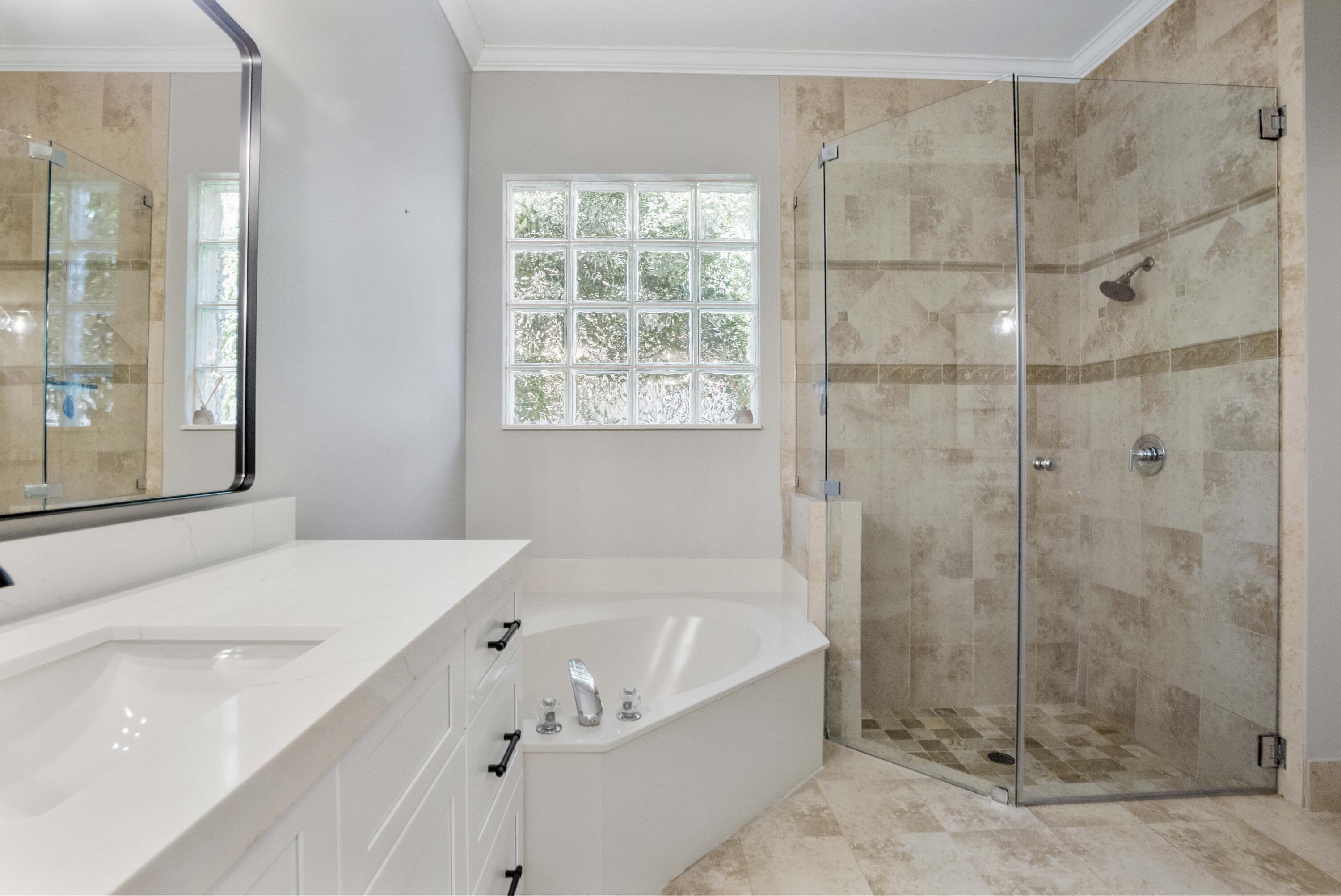 WYNDHAM CIRCLE - Residential