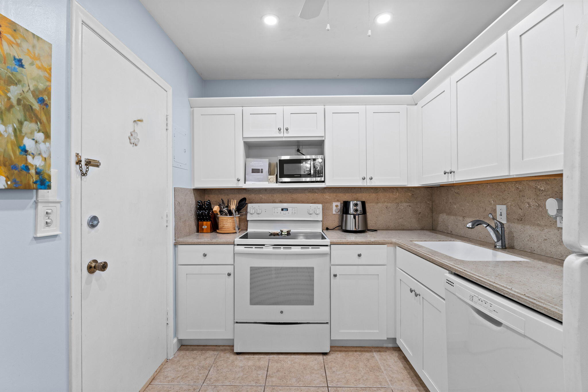 VIRGINIAN APARTMENTS - Residential
