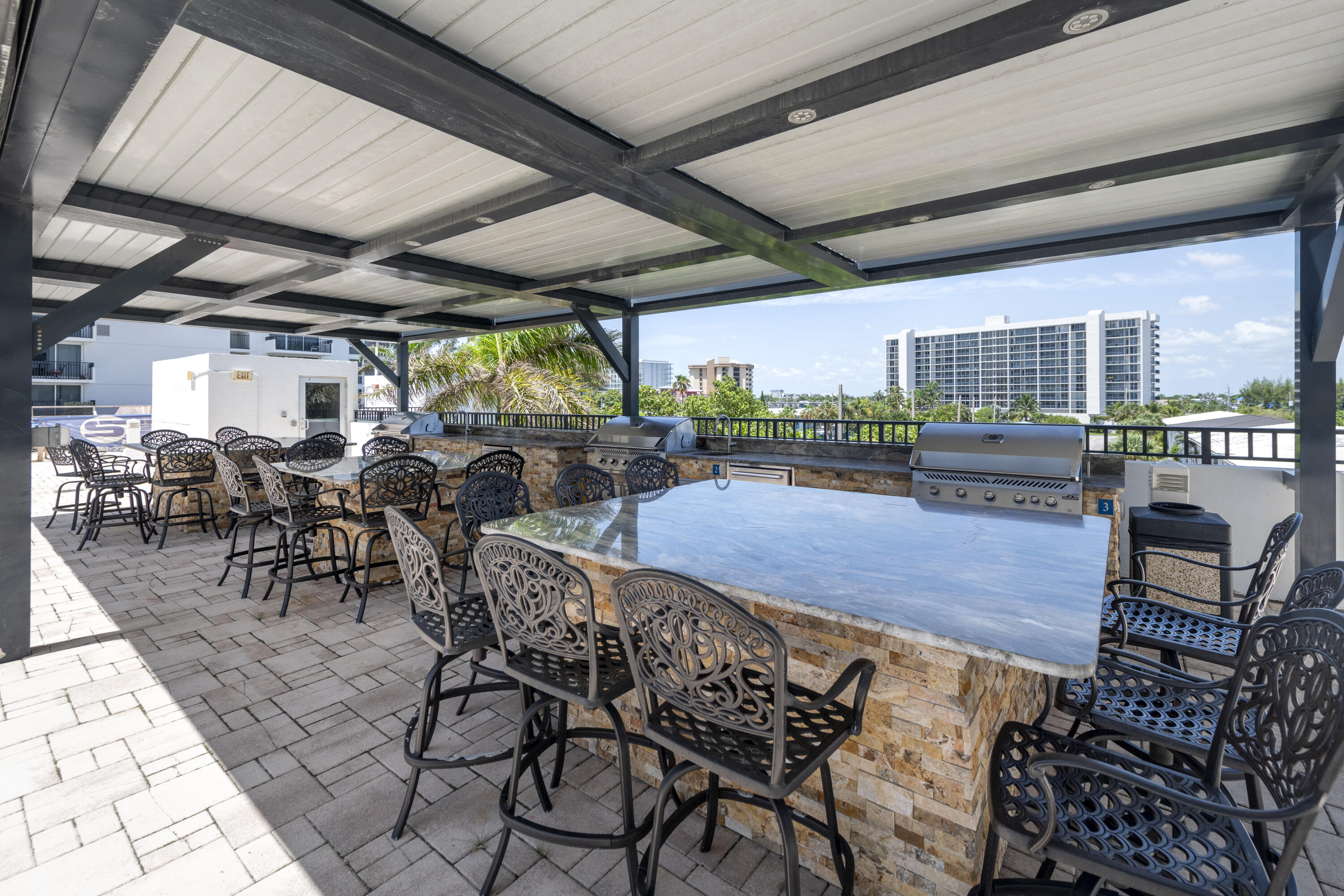 SILVER THATCH ATLANTIC PLAZA - Residential