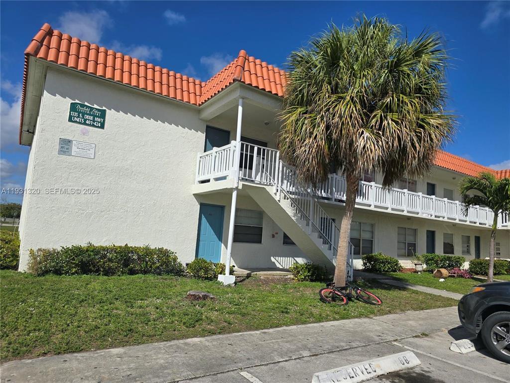 DEERFIELD PALMS CONDO - Residential Lease