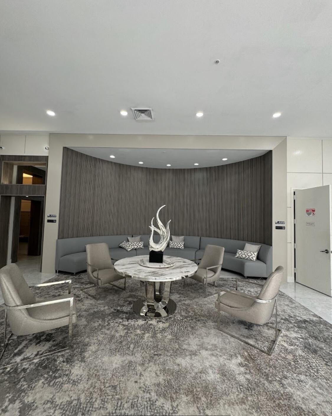 VENTURE AT AVENTURA EAST CONDO - Residential Lease
