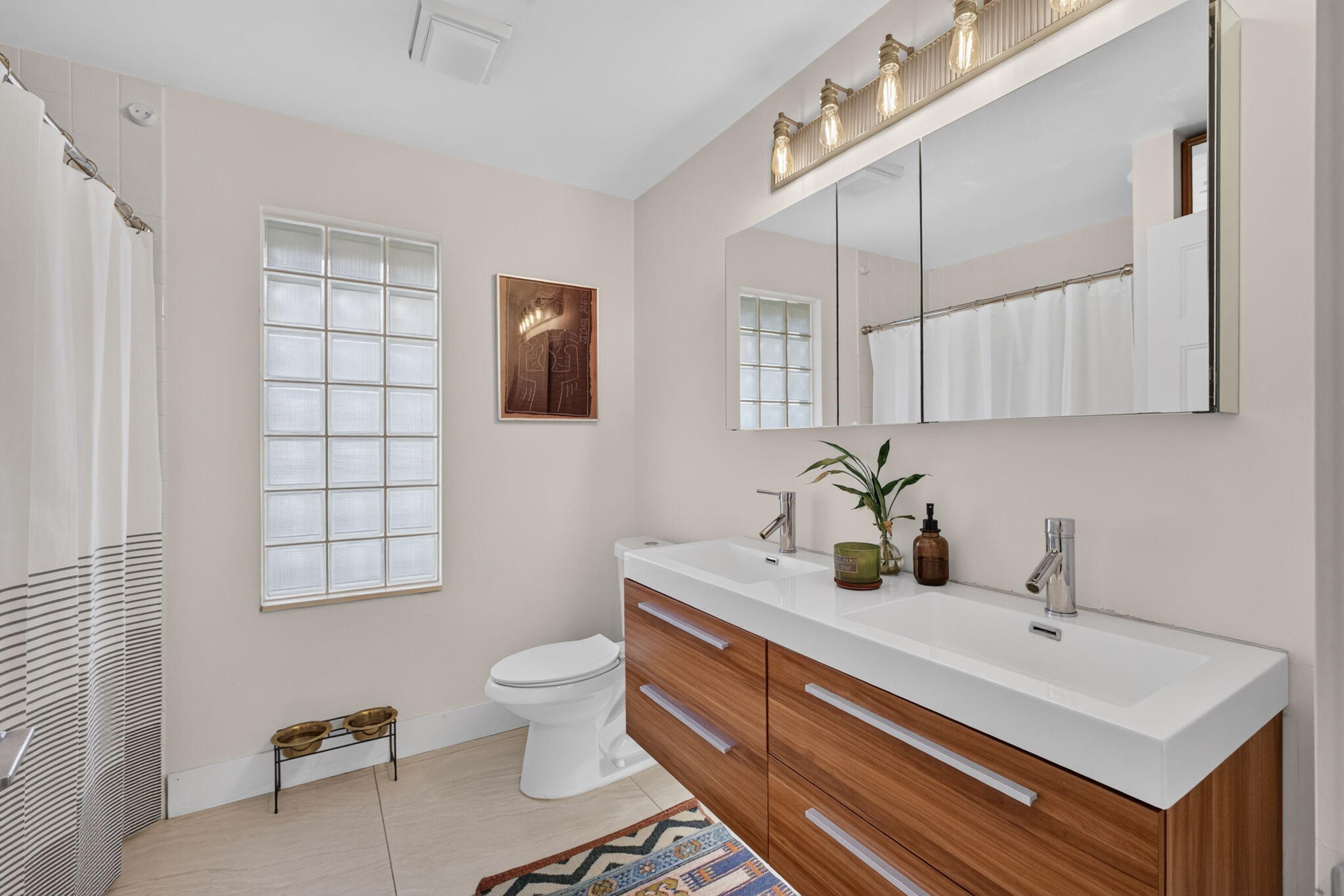 VILLAS OF BEAR LAKES ESTATES - Residential