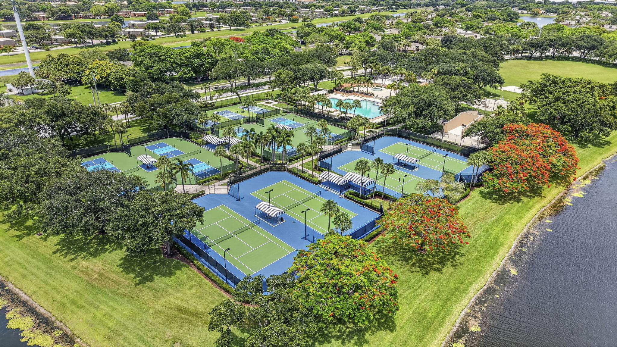 VILLAS OF BEAR LAKES ESTATES - Residential