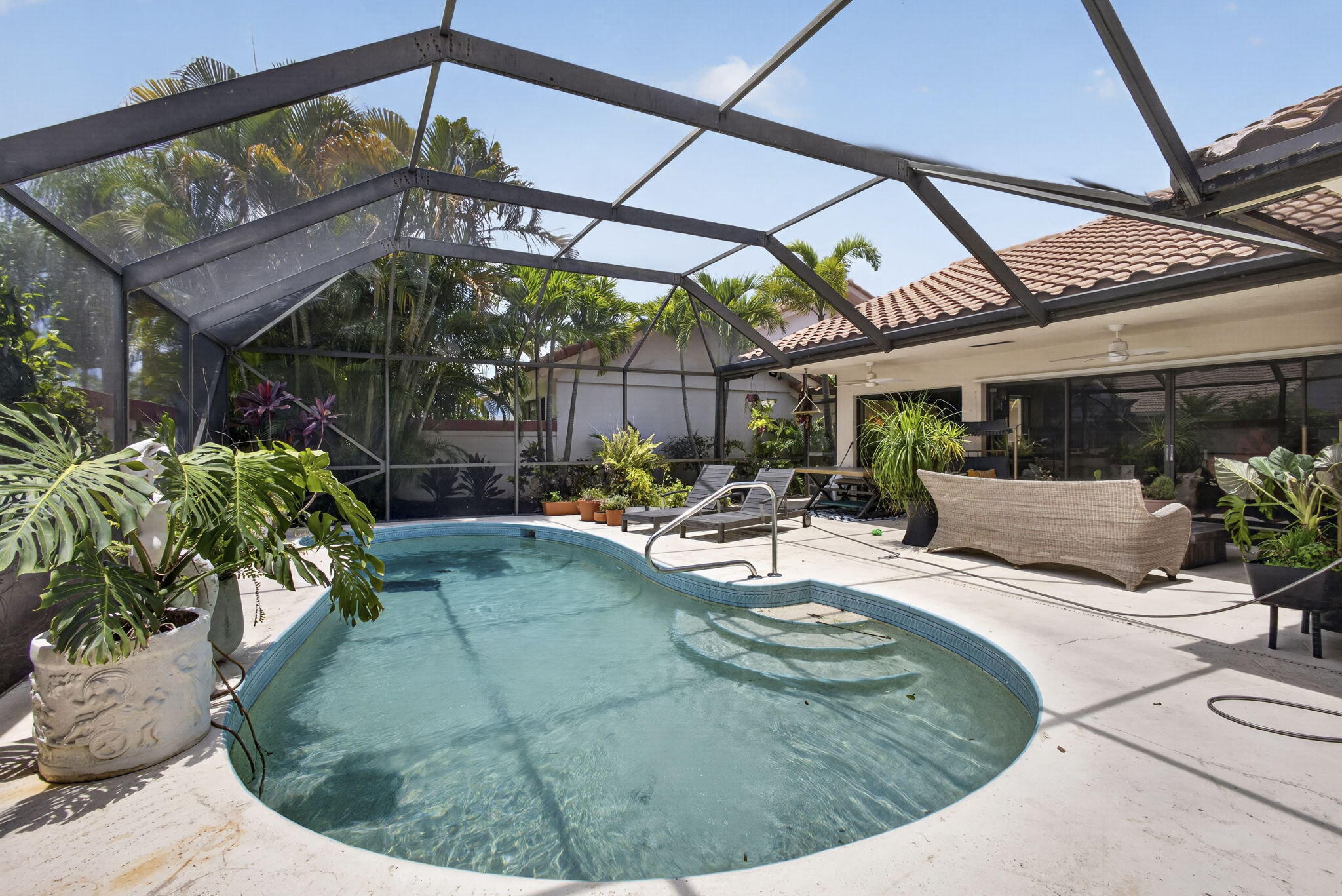 VILLAS OF BEAR LAKES ESTATES - Residential