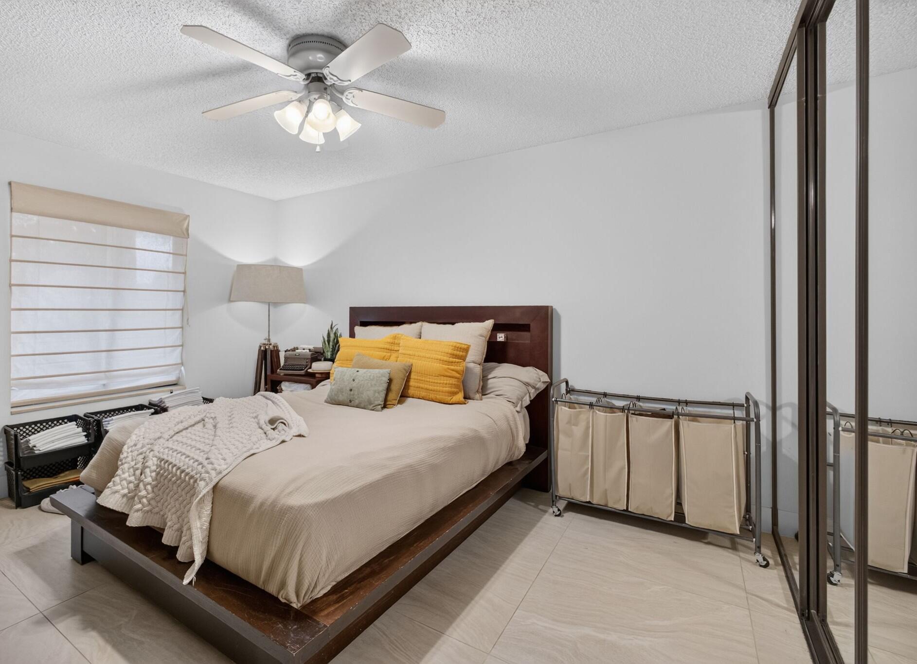 VILLAS OF BEAR LAKES ESTATES - Residential