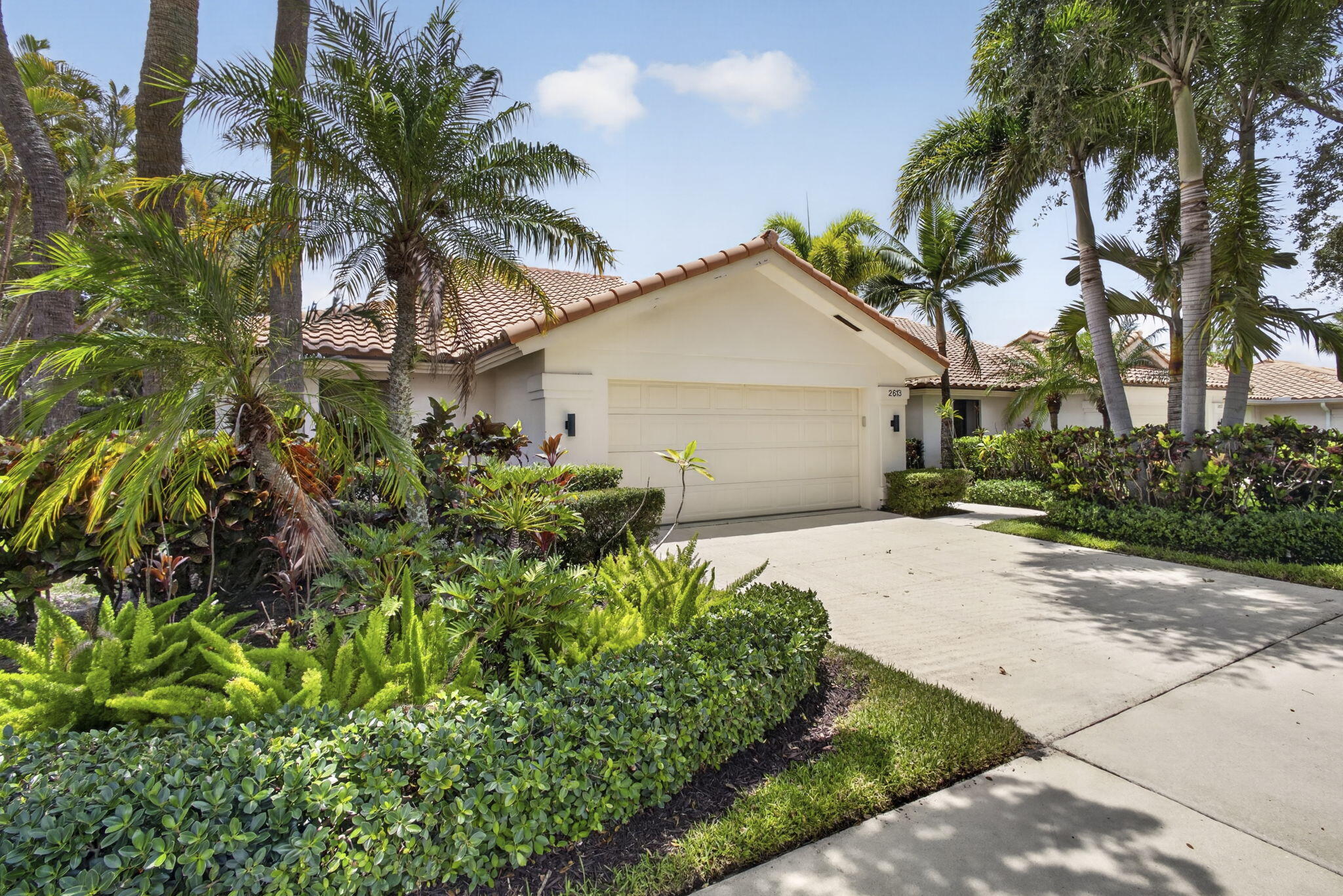 VILLAS OF BEAR LAKES ESTATES - Residential