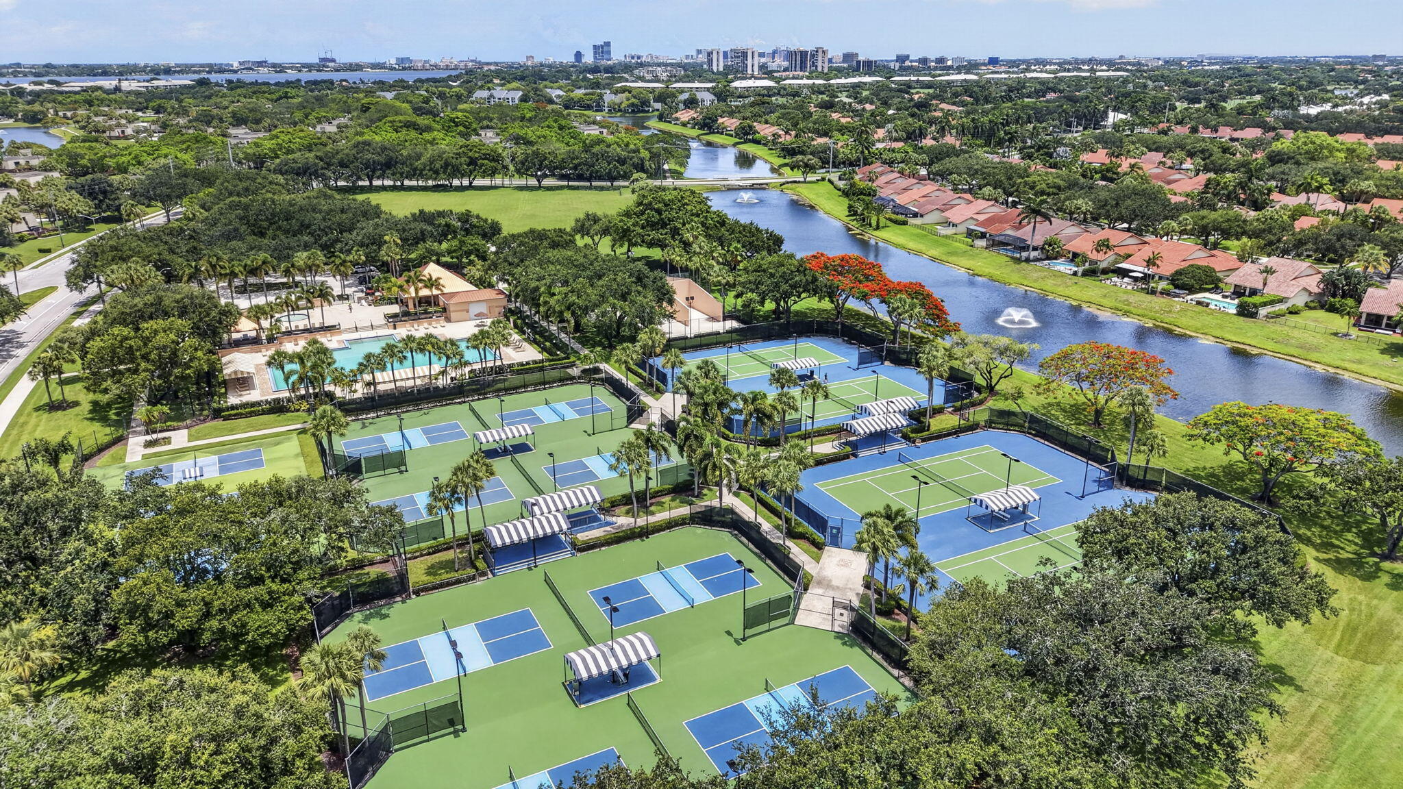 VILLAS OF BEAR LAKES ESTATES - Residential