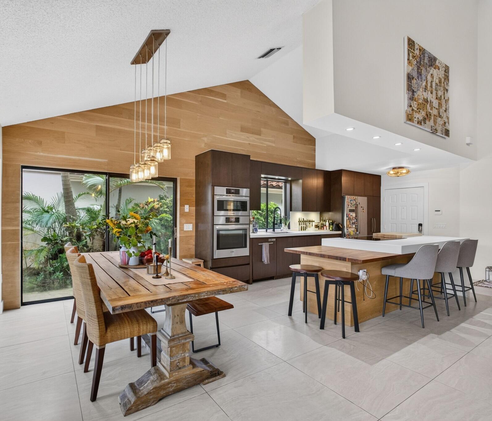 VILLAS OF BEAR LAKES ESTATES - Residential