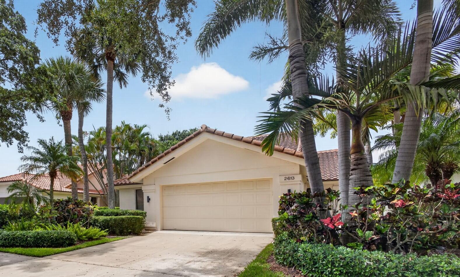 VILLAS OF BEAR LAKES ESTATES - Residential