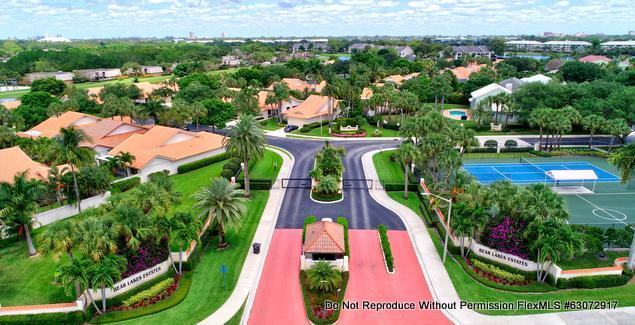 VILLAS OF BEAR LAKES ESTATES - Residential