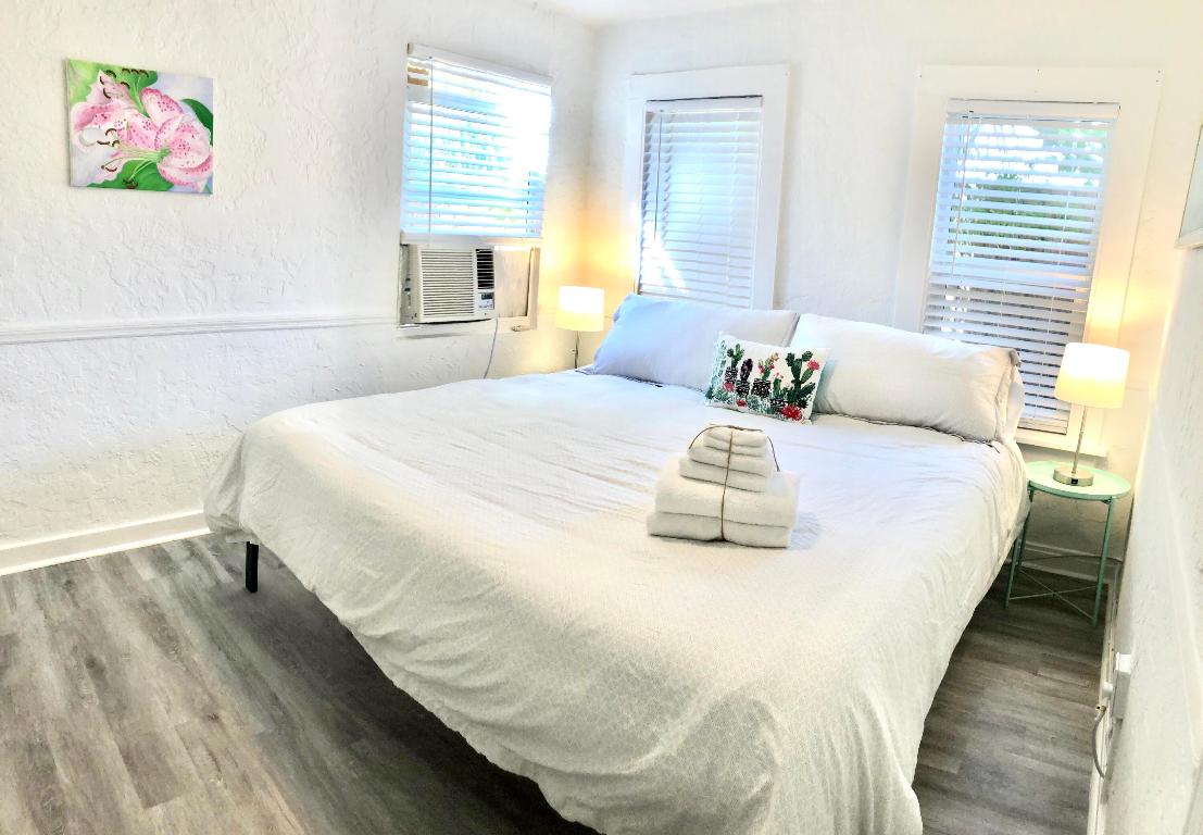 LAKE WORTH TOWN OF - Residential Income