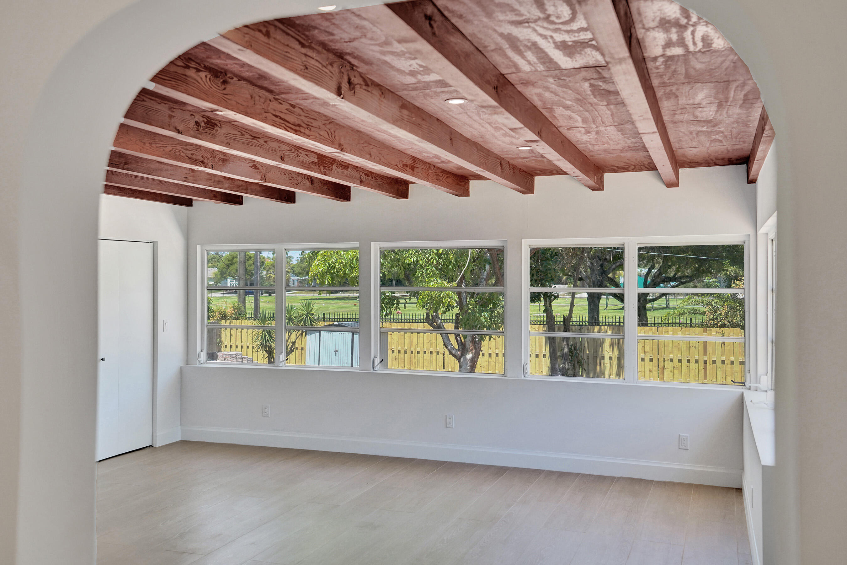 LAKEVIEW HEIGHTS ADD 3 - Residential