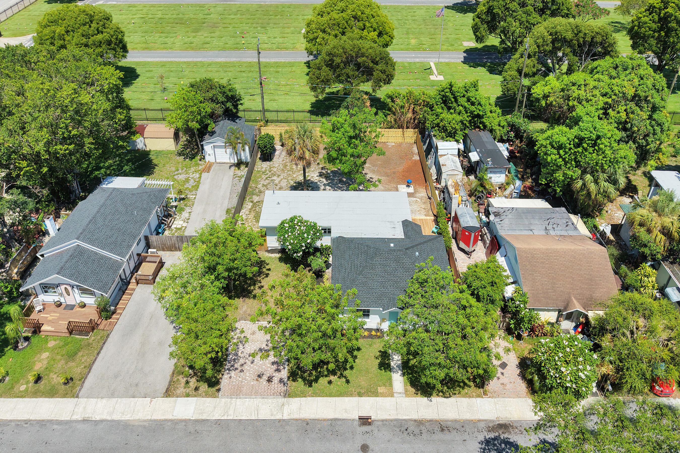 LAKEVIEW HEIGHTS ADD 3 - Residential