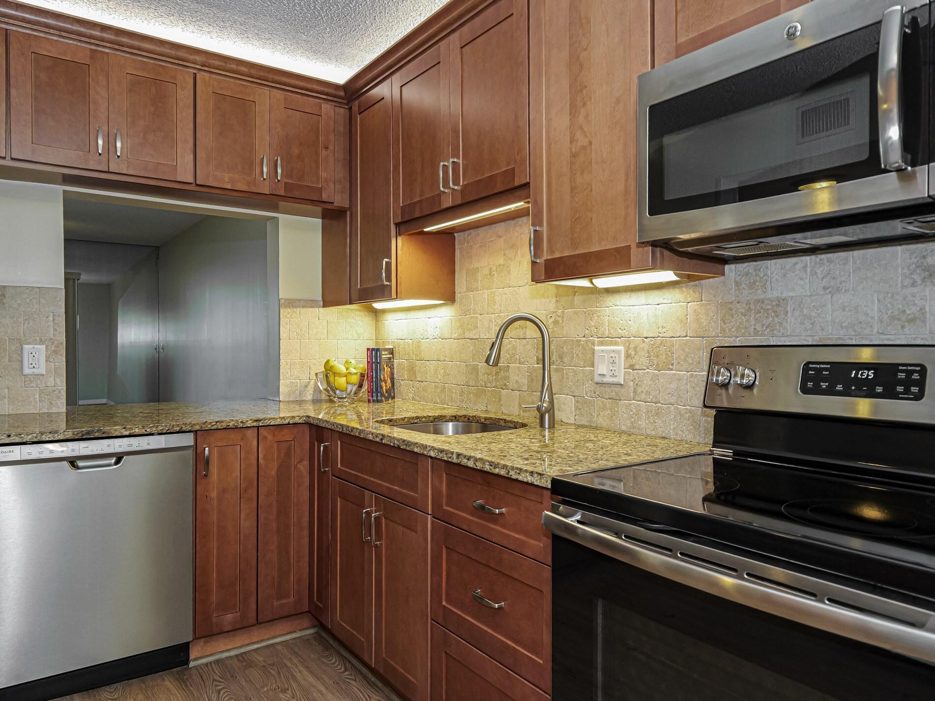 GROVE ISLE EAST CONDOMINIUM - Residential