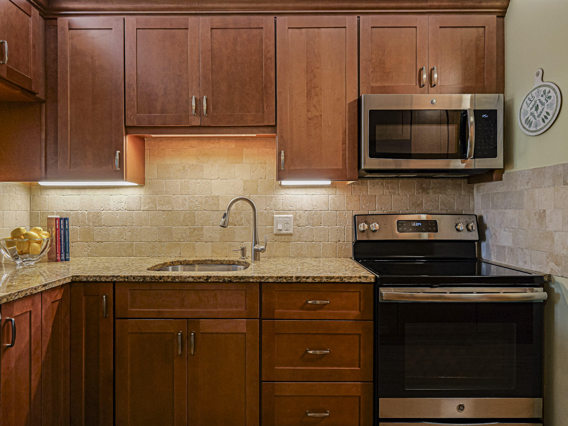 GROVE ISLE EAST CONDOMINIUM - Residential
