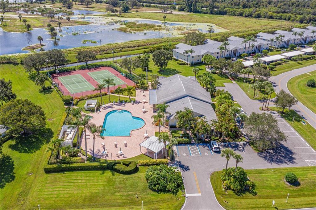 GROVE ISLE EAST CONDOMINIUM - Residential
