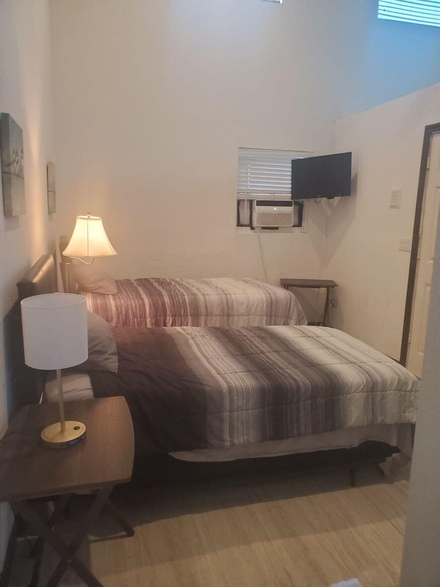 24-42-40~ S 243.6 FT OF N - Residential
