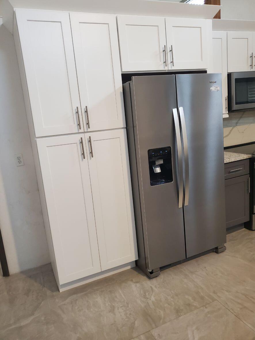 24-42-40~ S 243.6 FT OF N - Residential