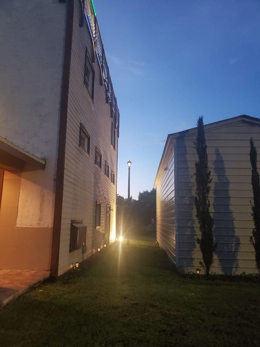 24-42-40~ S 243.6 FT OF N - Residential