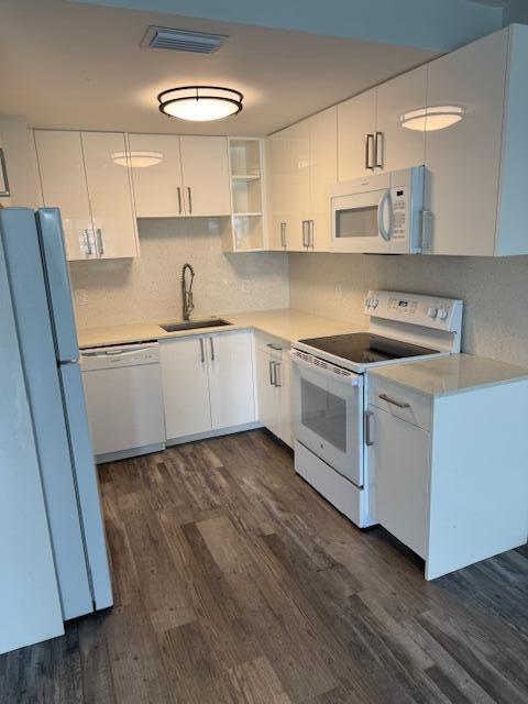 CANADIAN OCEAN BREEZE CONDO - Residential Lease