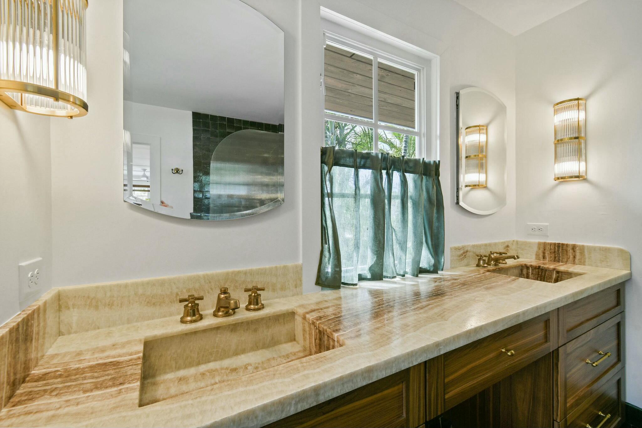 JUPITER INLET BEACH COLONY - Residential