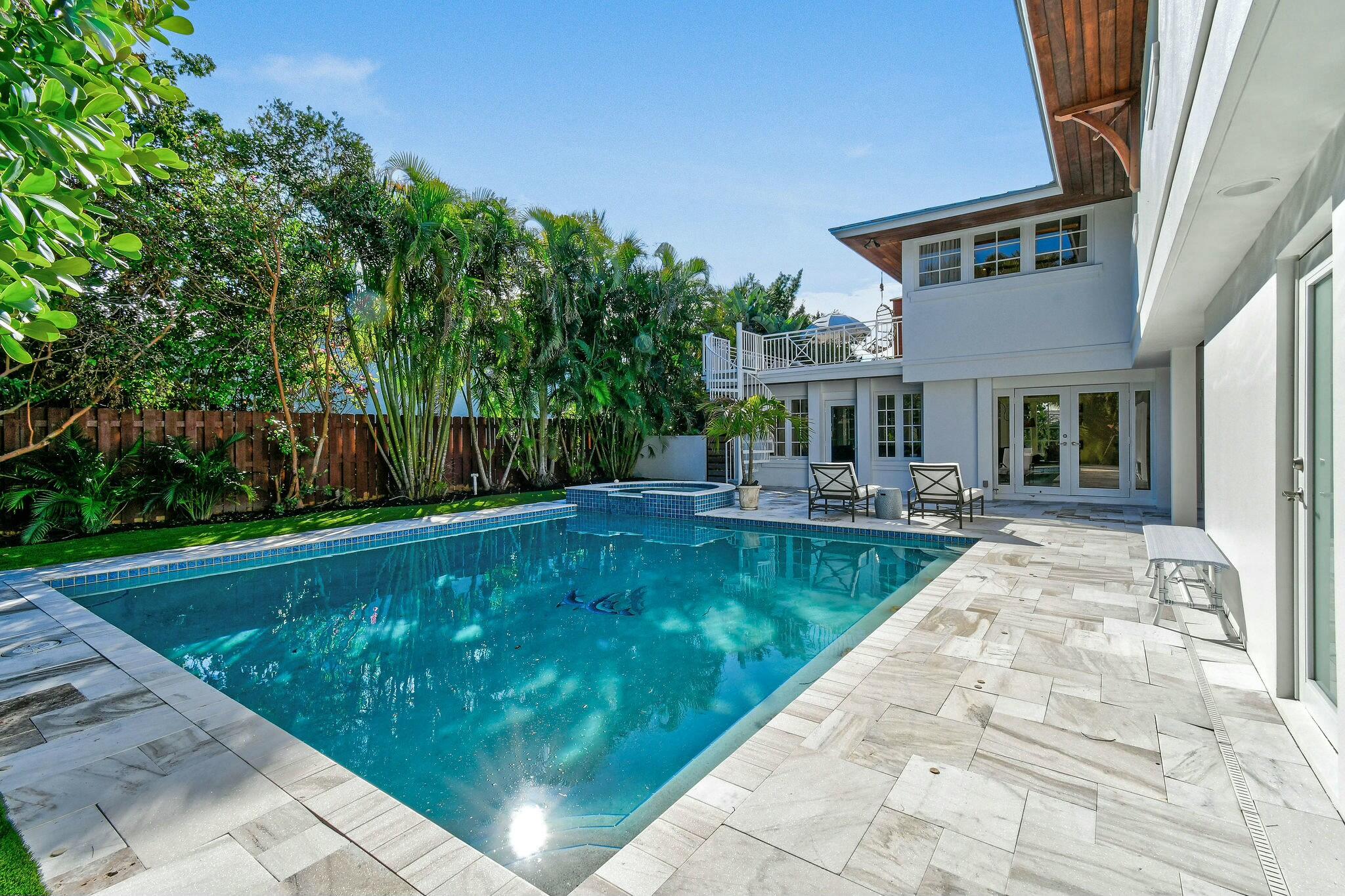 JUPITER INLET BEACH COLONY - Residential