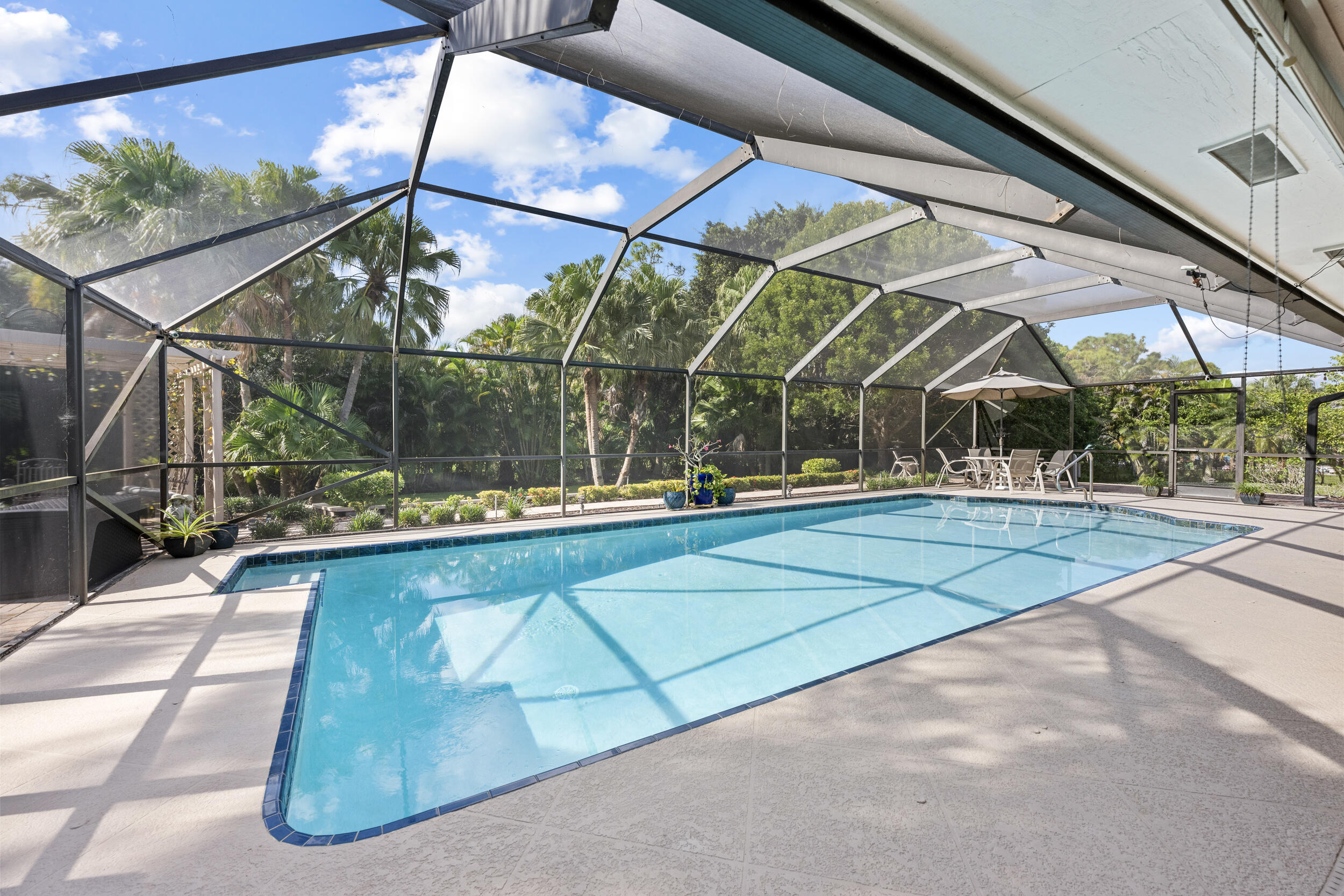 Palm Beach Country Estates - Residential