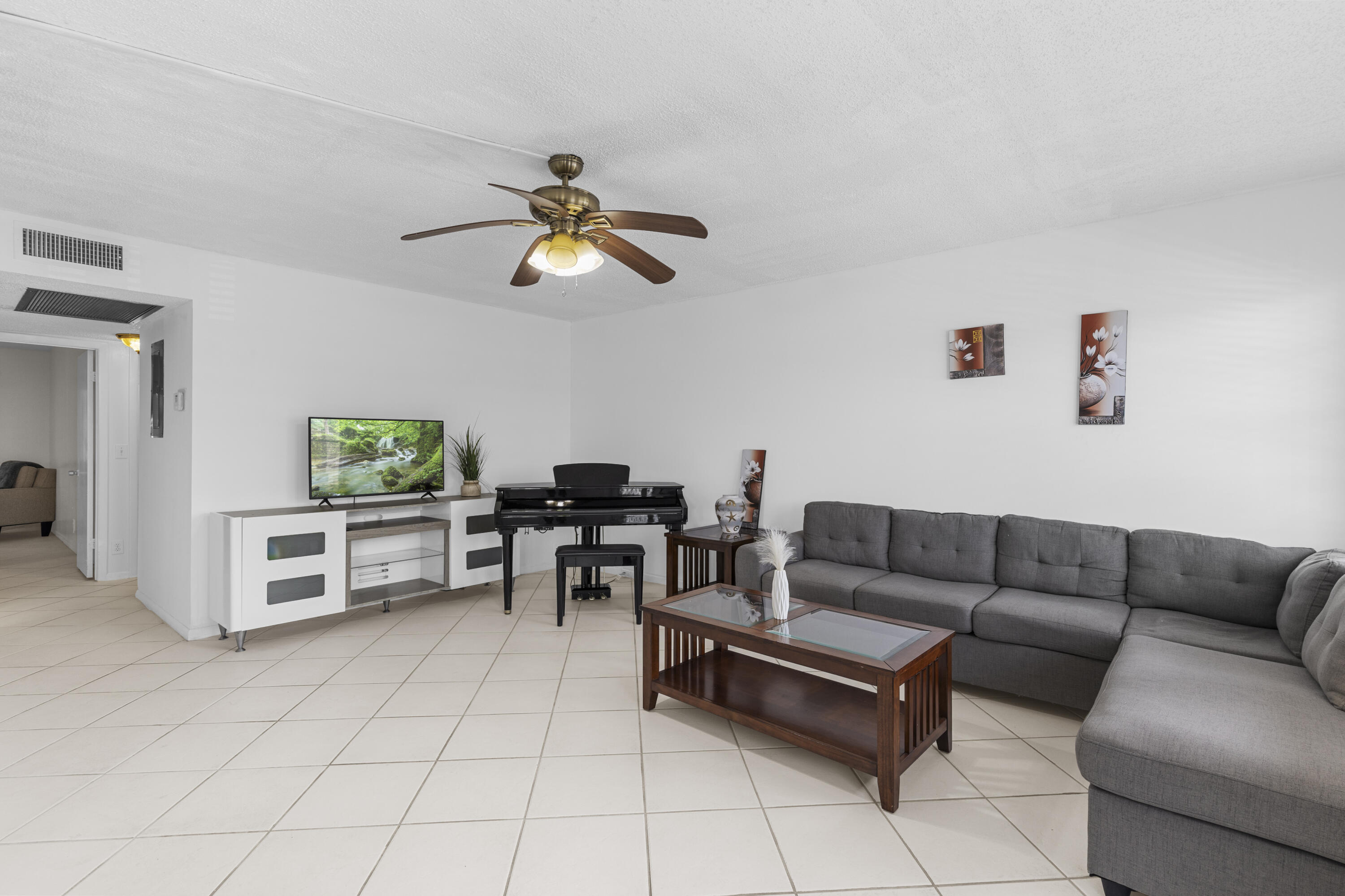 HARWOOD D CONDO - Residential Lease