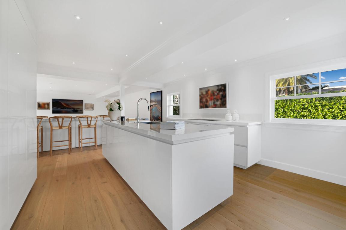 EDGEWATER - Residential