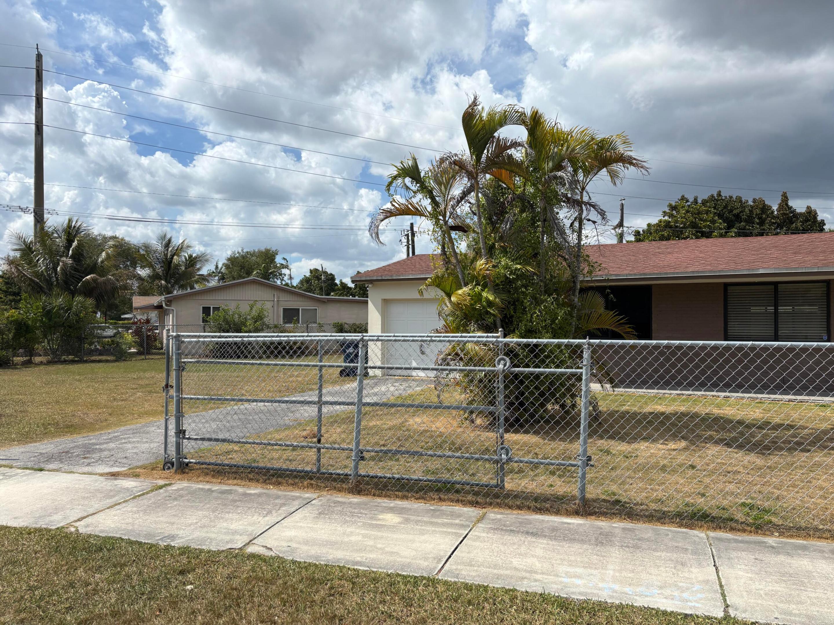 SOUTH MIAMI HEIGHTS ADDN R - Residential Lease