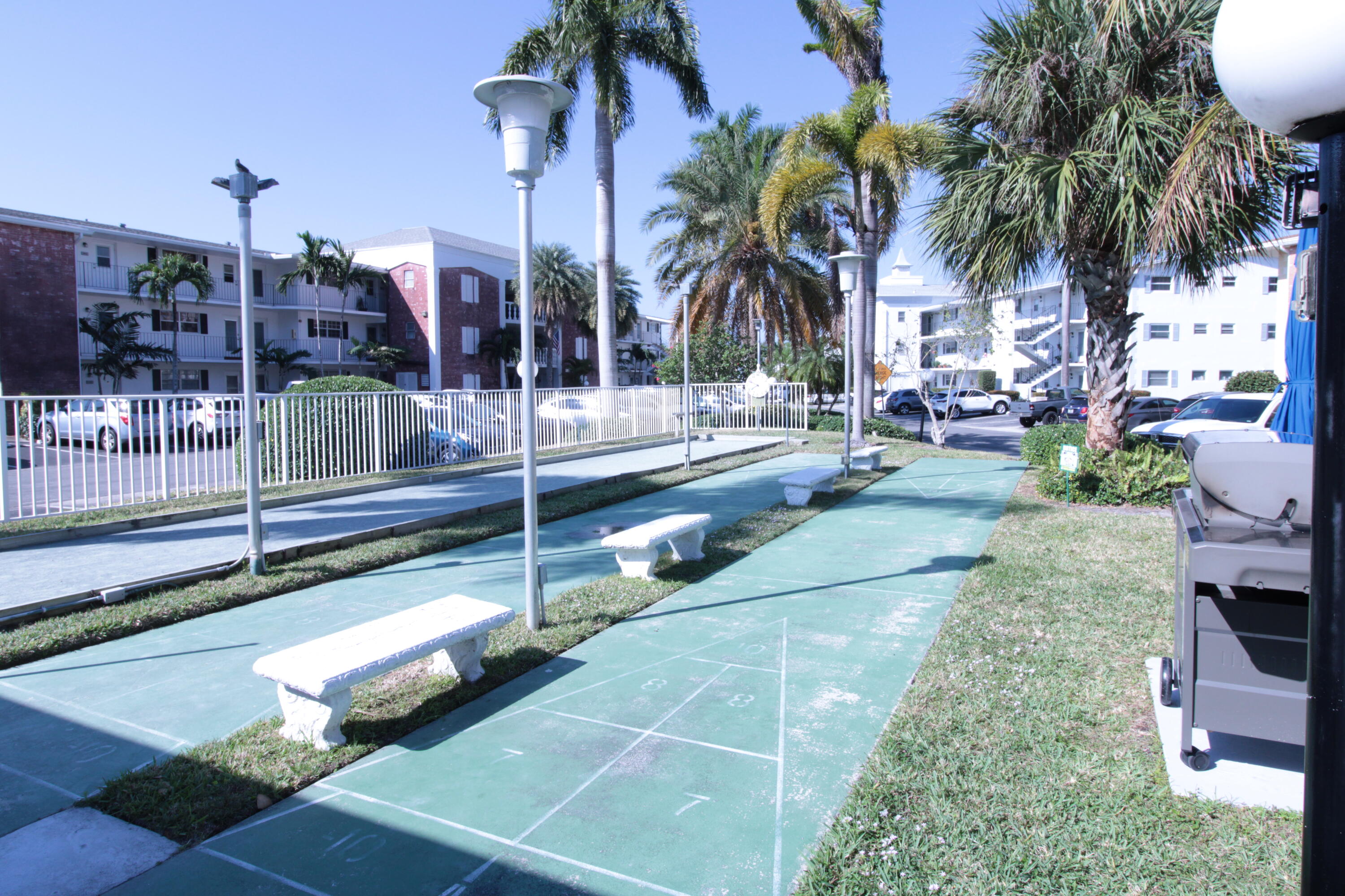 ISLE OF PARADISE CO-OP C - Residential