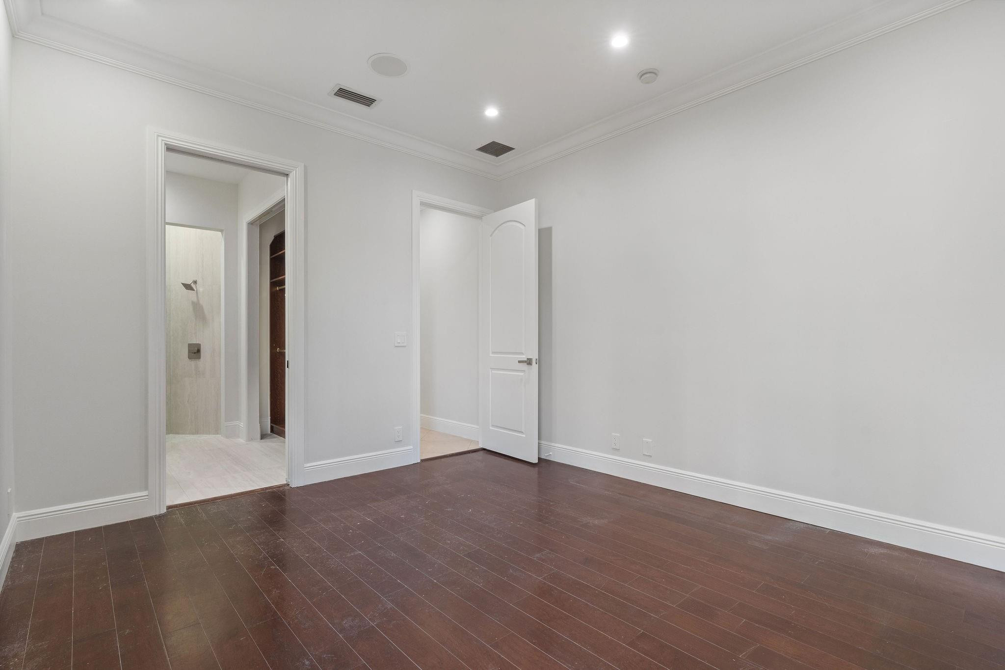 LANDMARK RANCHES EST - Residential