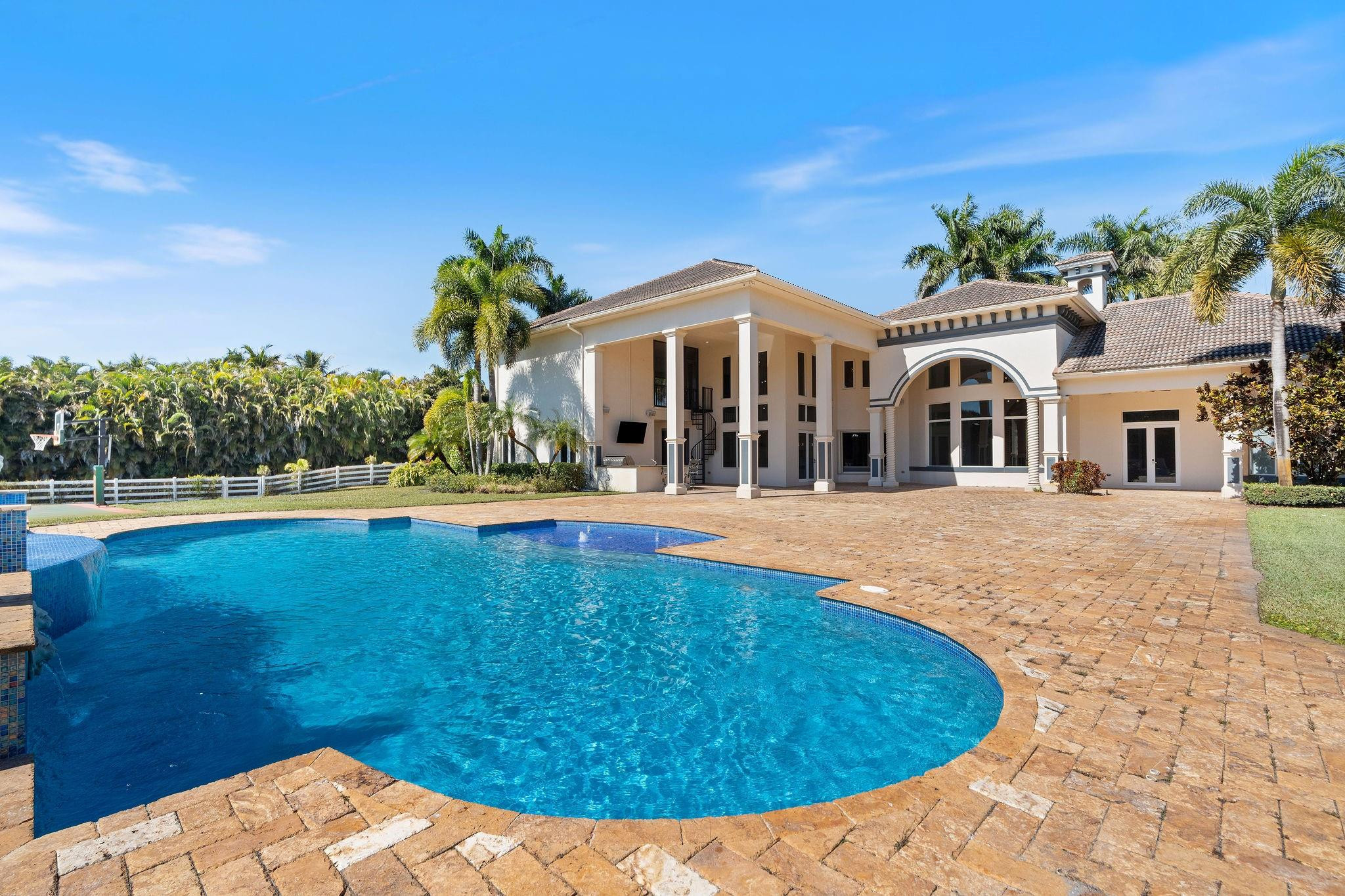 LANDMARK RANCHES EST - Residential