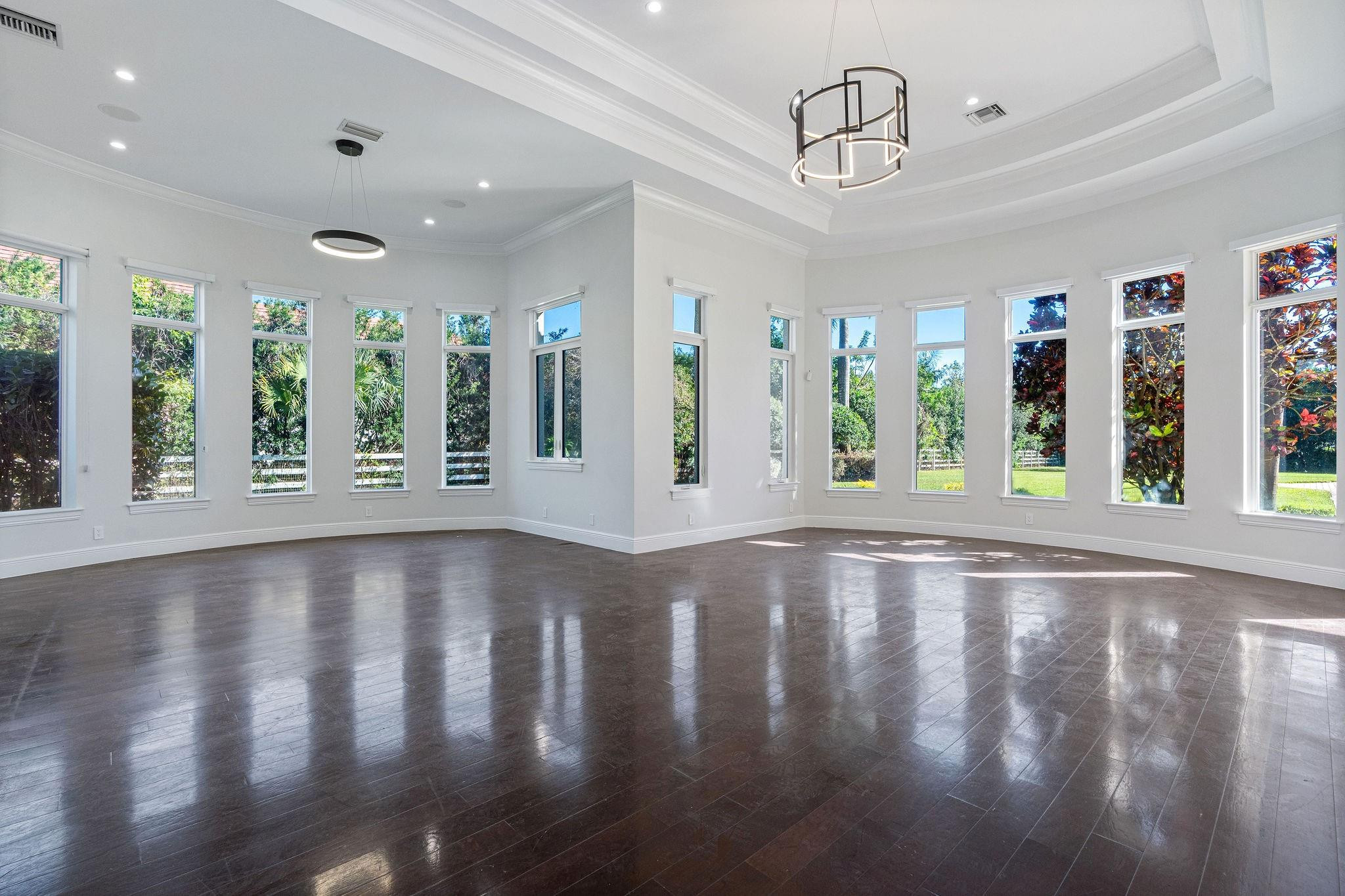 LANDMARK RANCHES EST - Residential