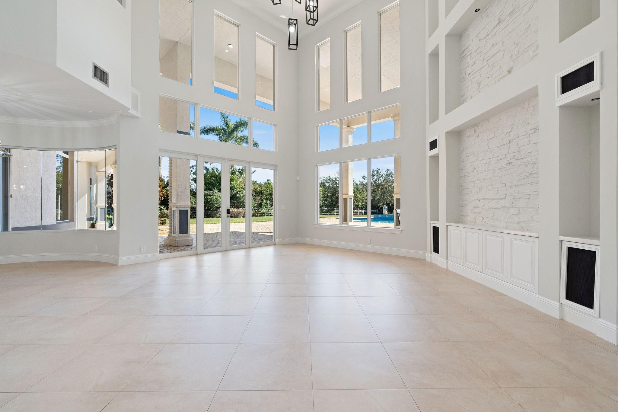 LANDMARK RANCHES EST - Residential