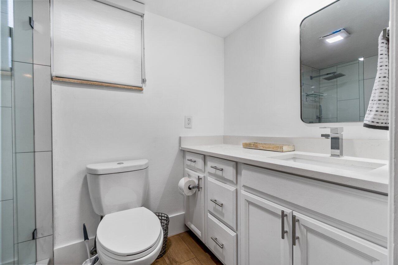 TENNIS LODGES 1 CONDO - Residential Lease