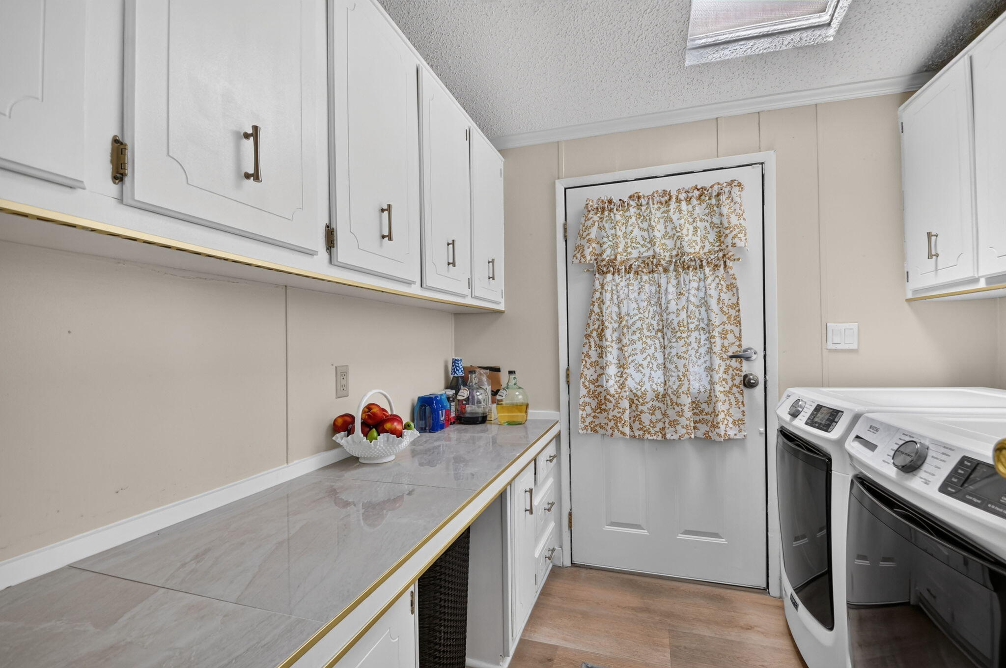 Sunny South Estates - Residential