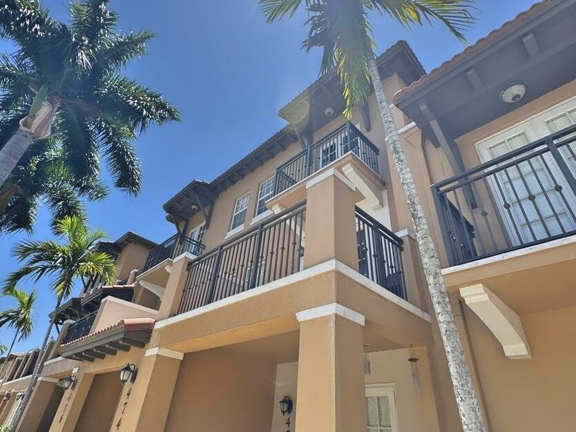 COBBLESTONE CONDO - Residential