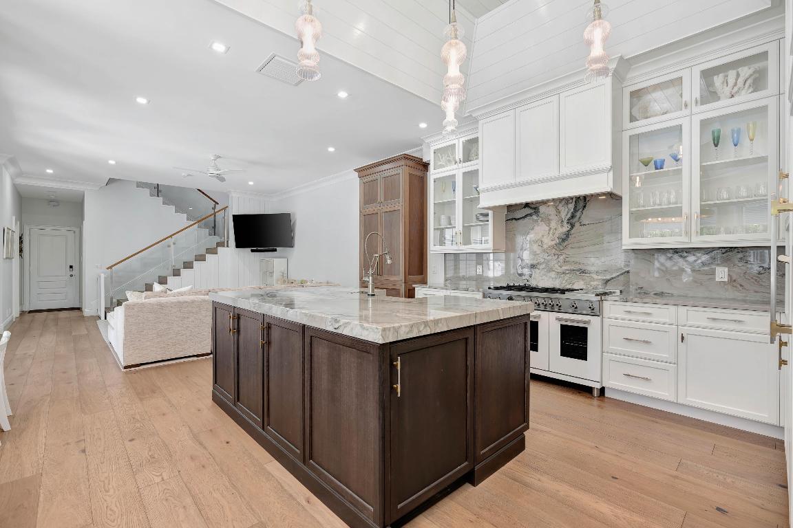 Admirals Cove - Residential
