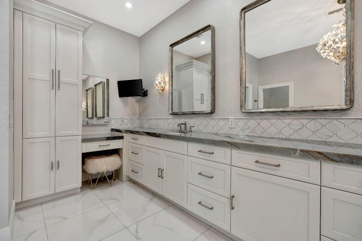 Admirals Cove - Residential