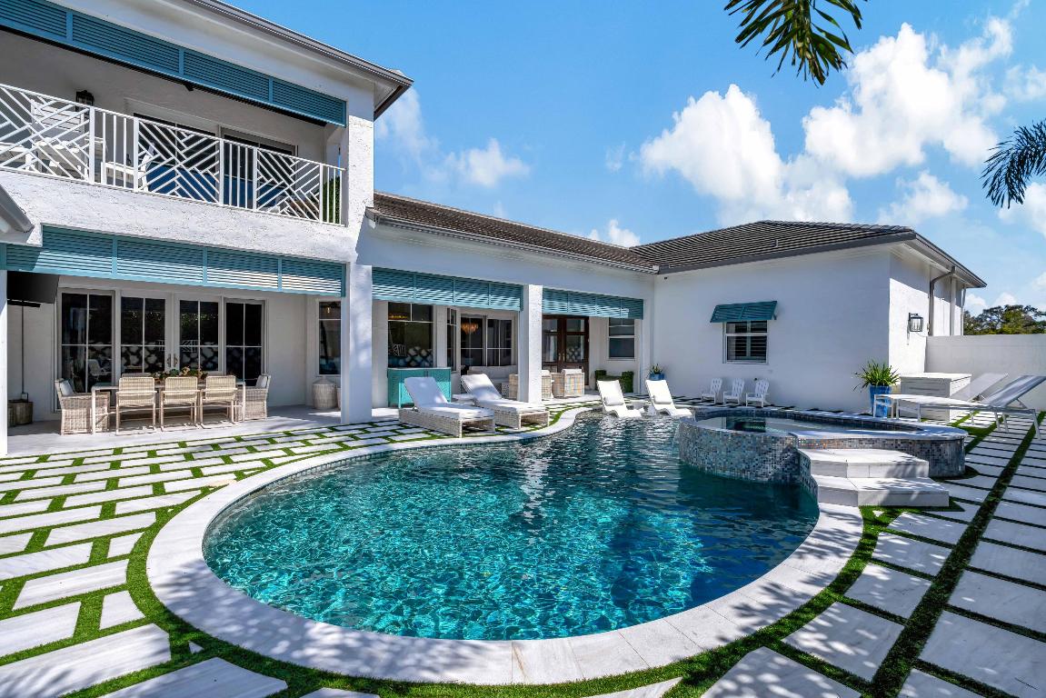 Admirals Cove - Residential
