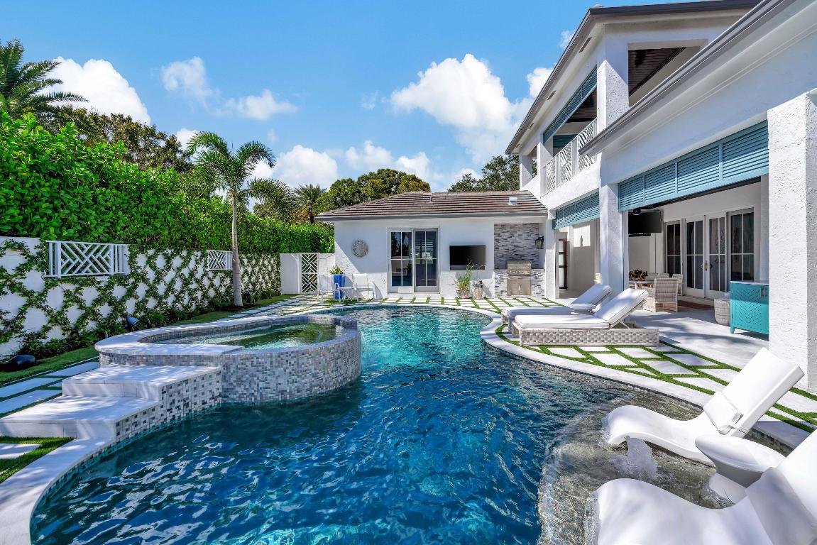 Admirals Cove - Residential