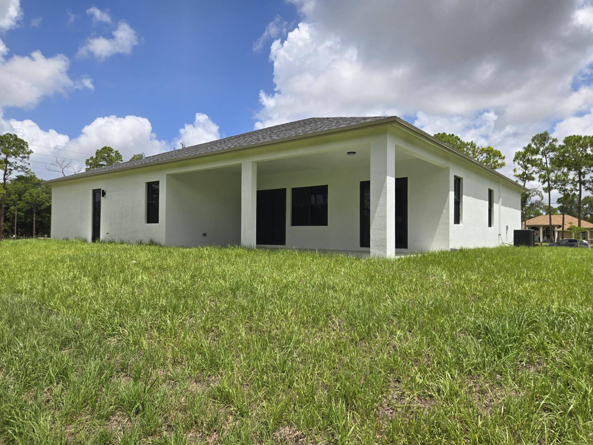 Loxahatchee - Residential