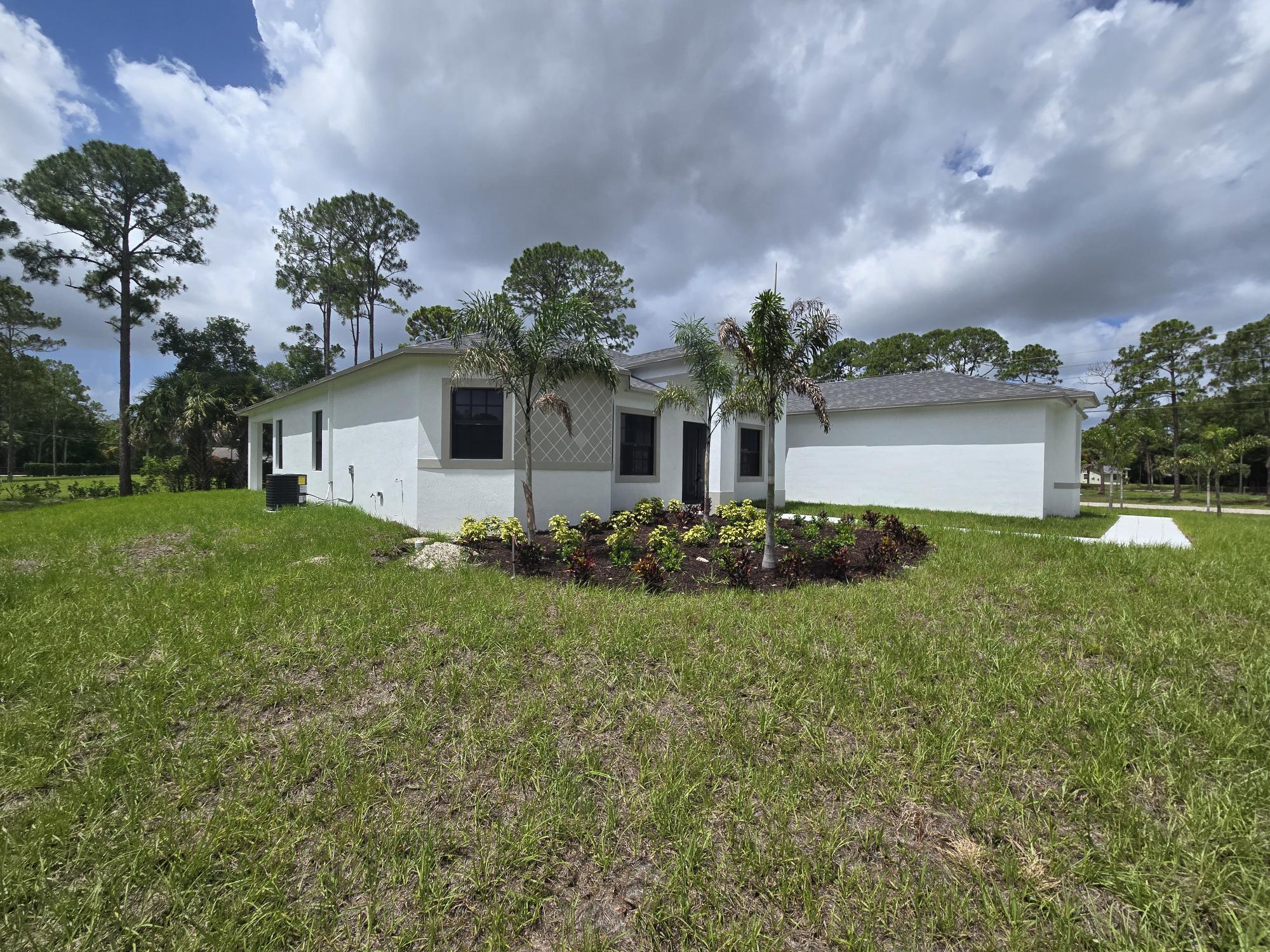Loxahatchee - Residential