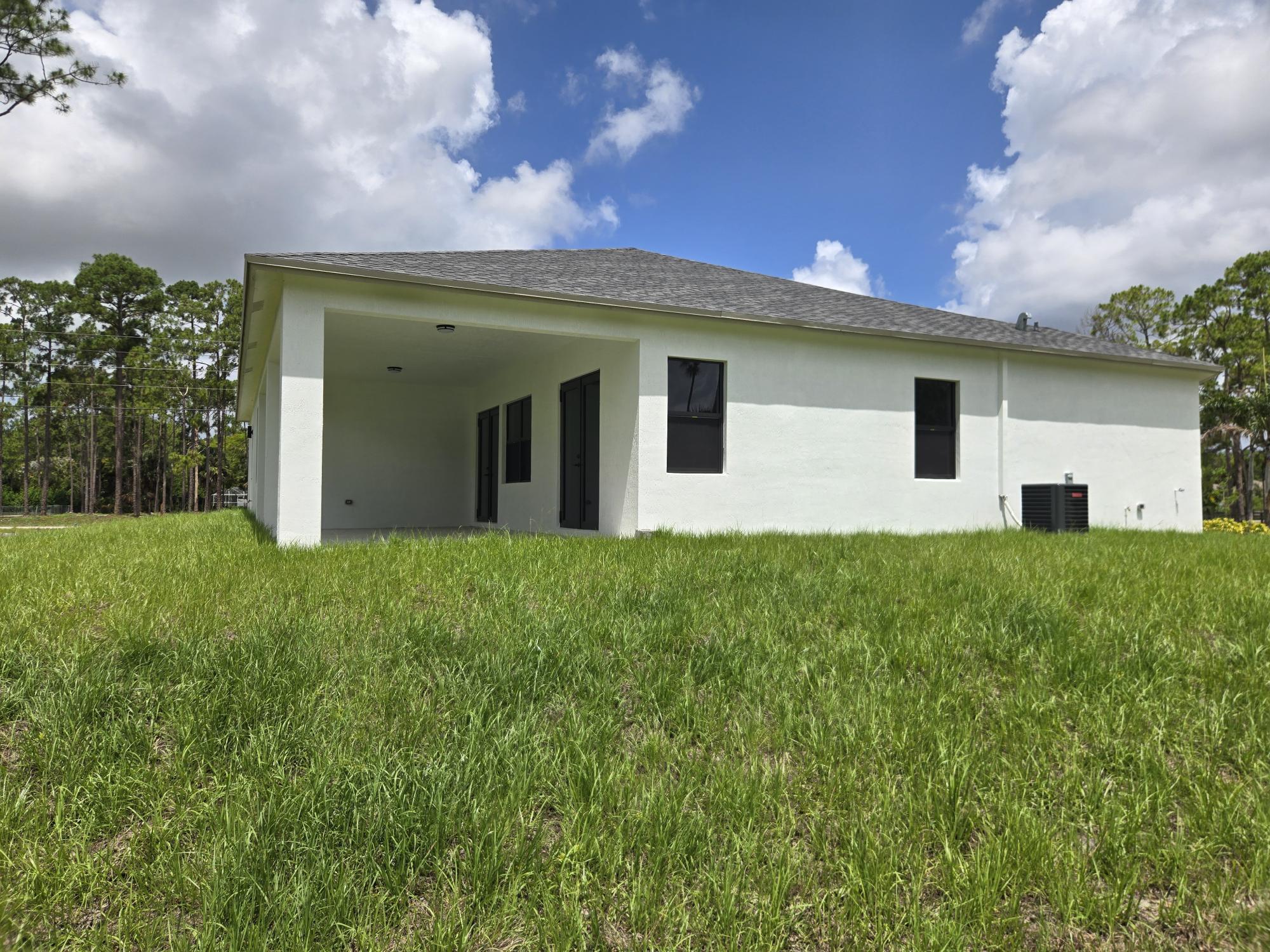 Loxahatchee - Residential